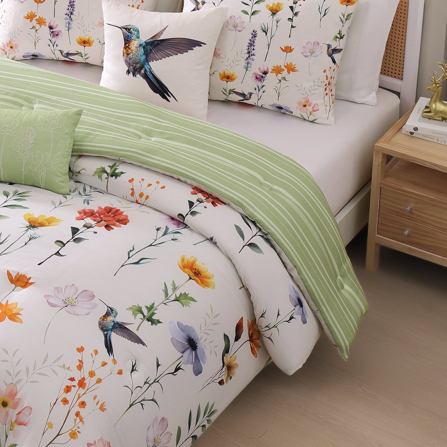 Bebejan Fresh Cut Flowers 5 Piece Reversible Comforter Set