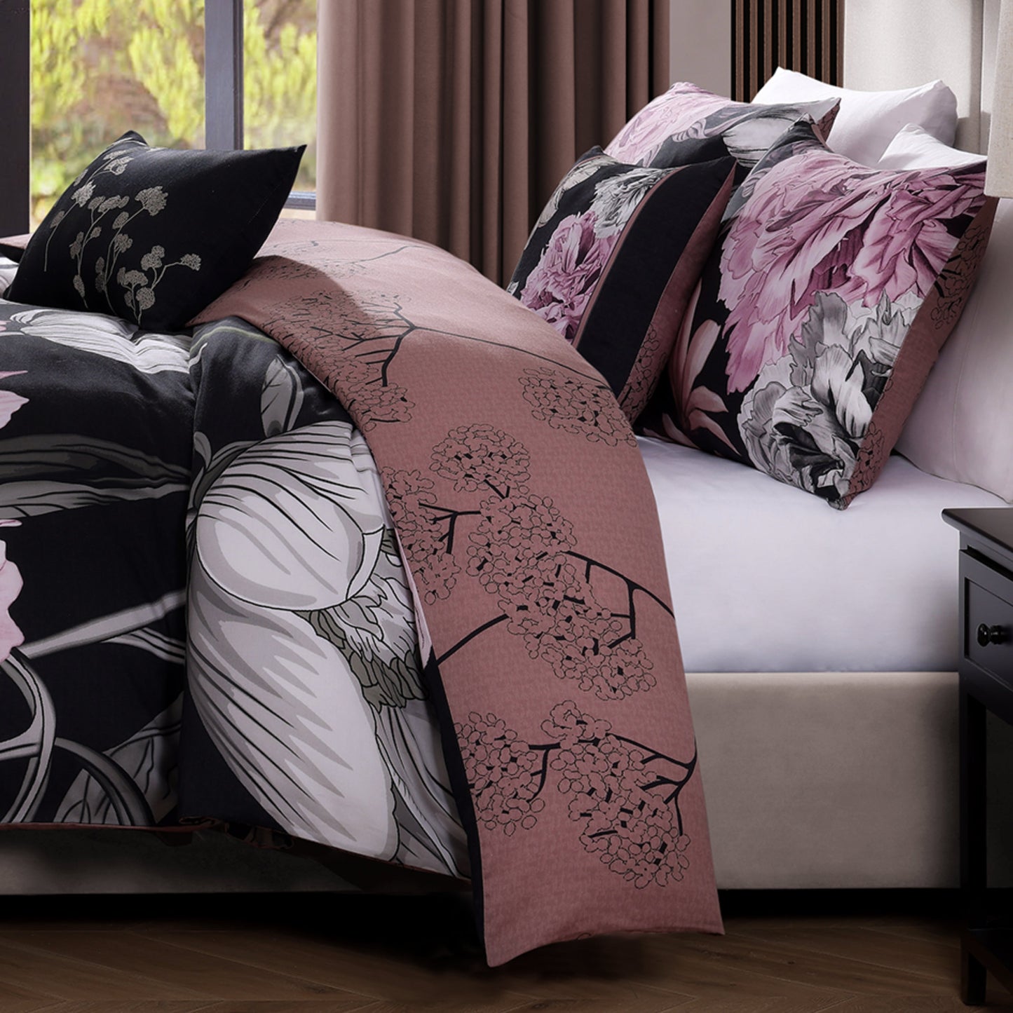 Bebejan Midnight Meadow 5 Piece Reversible Comforter Set